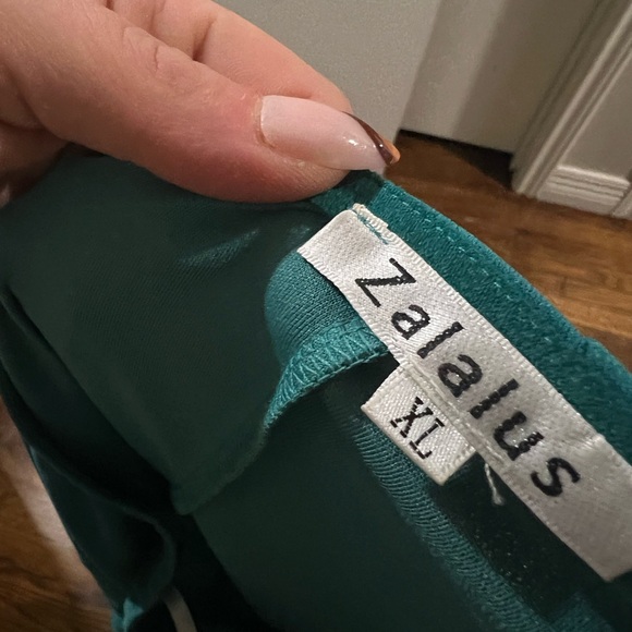 Women’s Formal Dress - Picture 3 of 3